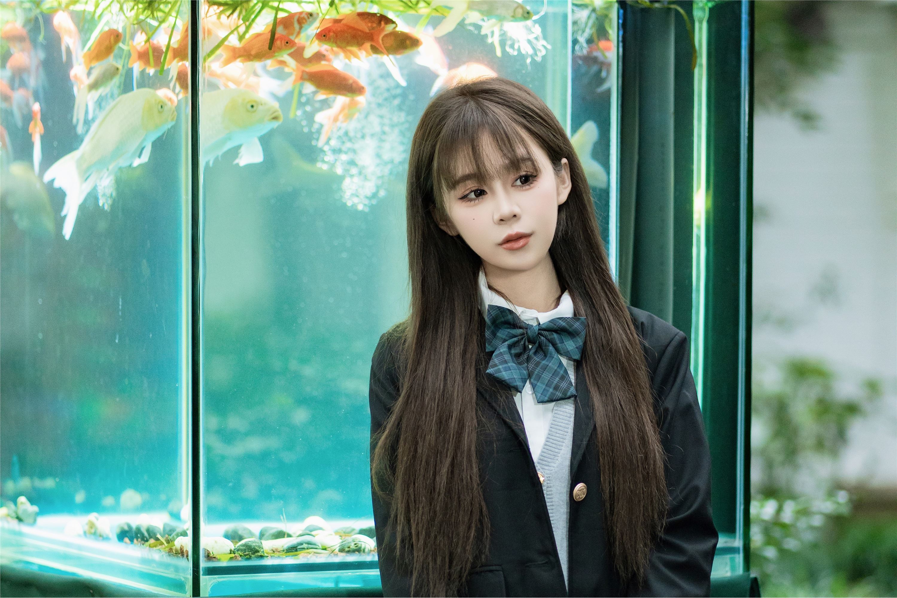 YITUYU艺图语 2025.01.05 深色jk 泡芙小方